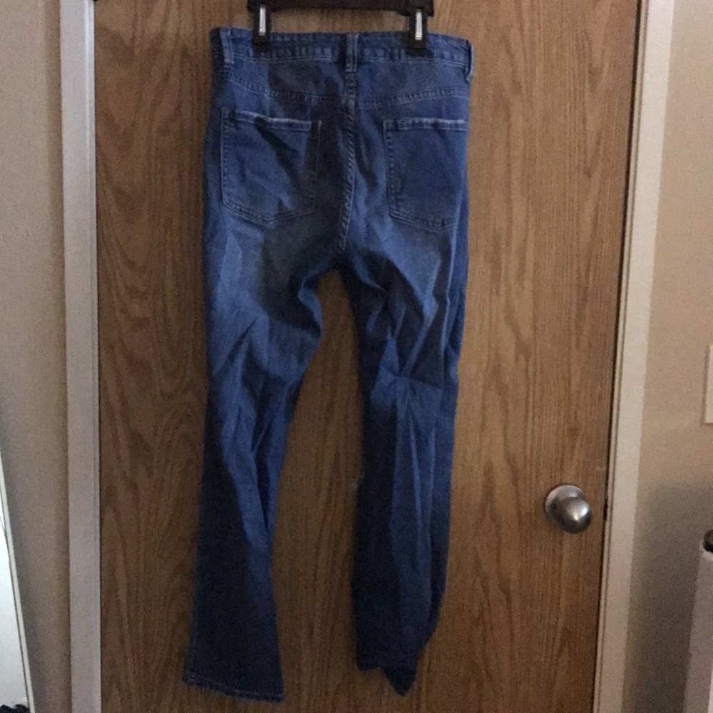 Distressed Jeans - Picture 2 of 2